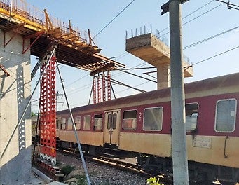 Осигурява отлични параметри при заземяване, когато е в близост до тоководещи елементи и проводници