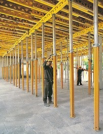 With the PERI MULTIPROP, the high permissible GT 24 support reaction of 28 kN can also be used with maximum extension lengths.<br/>