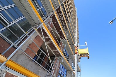Специфични изисквания: изграждане на скеле, с височина до 60 м<br/>Клиент: Електрисити ЕООД