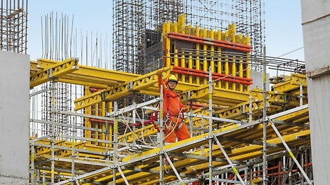 Flexible in three dimensions: the 25 cm modular grid of the PERI UP system allows optimum adaptability to suit the wide range of geometries and loads.