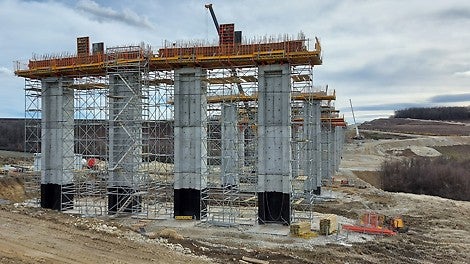 Изпълнение на връхна конструкция 