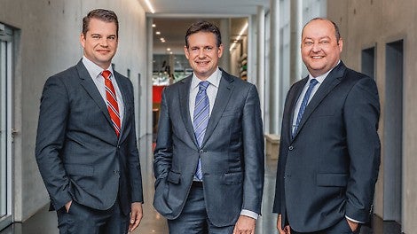 Il gruppo dirigente di PERI GmbH: il dott. Fabian Kracht (direttore Finanze e Organizzazione), Alexander Schwörer (direttore Marketing e Vendite) e Leonhard Braig (direttore Prodotti e Tecnologie)