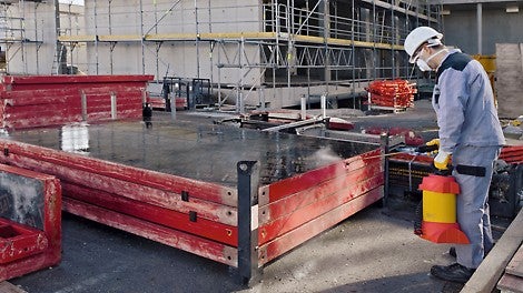 Pflege von Schalungsplatten 