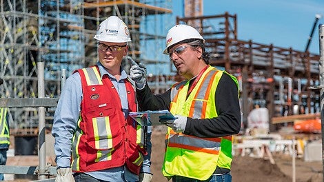 От подбора технического решения при планировании проекта строительства или капитального ремонта до организации всех процессов, связанных с опалубкой и лесами.