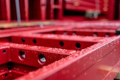 The new MAXIMO panels are also coated with PERIskin in the plant, which makes the formwork elements even more durable.