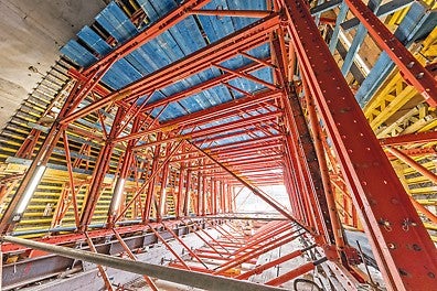 The PERI Tunnel Formwork Carriage had its basis in the VARIOKIT Engineering Construction Kit with rentable system components. In this way, a customised project solution could be developed in the shortest possible time.<br/>(Photo: PERI SE)<br/>