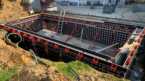 DUO est constitué de Polytech ; ce matériau résiste durablement à l&#039;humidité, il est particulièrement léger et hautement flexible en termes de conception de produit.