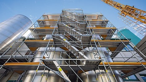 Mit dem PERI UP Gerüstbaukasten lassen sich selbst komplexe Einrüstungen mit Standard-Systembauteilen aus dem Fassadengerüstbau realisieren.