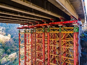 Реконструкция на съществуващото съоръжение на км 34+220 от магистрала Хемус 