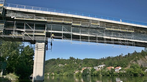 Sanace mostu přes Vltavu, Davle