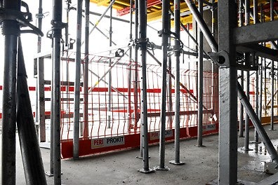 Задължителна необходимост при височини над 30 m: PROKIT - сигурно и безопасно