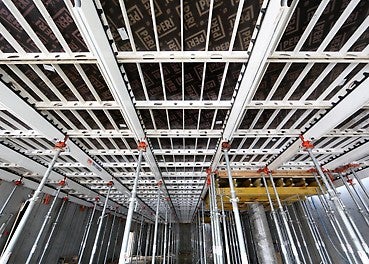 System panelowego deskowania SKYDECK jako podstawowe rozwiązanie dla szybkiej realizacji stropów.