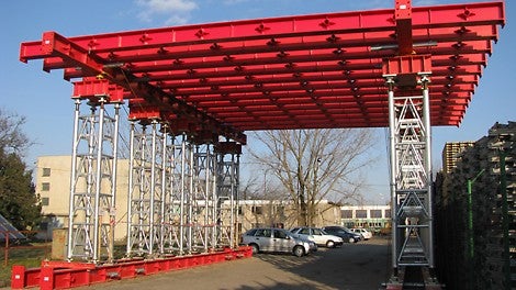 &lt;p&gt;Nab&amp;iacute;dka nov&amp;eacute;ho &amp;uacute;sporn&amp;eacute;ho podpěrn&amp;eacute;ho syst&amp;eacute;mu pro velk&amp;eacute; zat&amp;iacute;žen&amp;iacute; až 1 000 kN do podpěry.&lt;/p&gt;<br/>