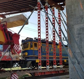 При по-сложни конструкции, отделните елементи на скелето могат да се свързват, което значително увеличава възможностите за приложение