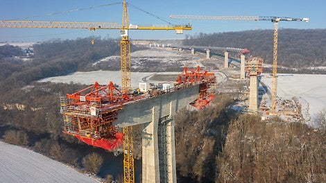 Trotz Wind und Wetter ließ sich ein kontinuierlicher Baufortschritt realisieren.