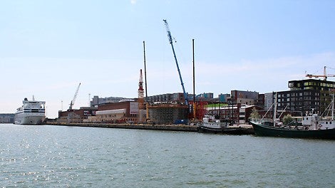 Clarion-hotelli valmistuu Jätkäsaareen, Länsisataman kupeeseen.