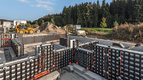 Her anvendes som vægforskalling