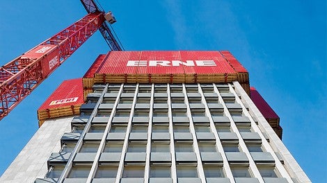 Dank der dichten Abschottung war trotz laufender Abrissarbeiten von aussen nahezu nichts zu sehen und zu hören.<br/>