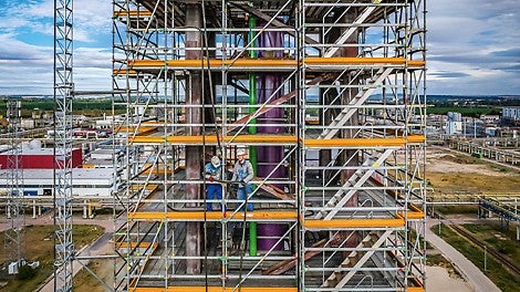 Das metrische 25-cm-Systemraster der PERI UP Flex Gerüstbauteile und die damit einhergehende Anpassungsfähigkeit an örtliche Gegebenheiten vereinfachen den Montageaufwand und erhöhen die Arbeitssicherheit auch bei der Gerüstnutzung. (Foto: Intering GmbH)