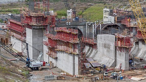 SCS是同类产品中最轻的系统之一，同时具备极高的承载能力。