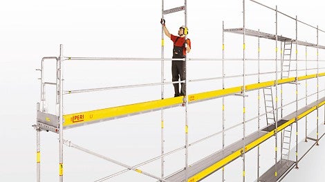 凭借集成的防坠落系统，保证了脚手架装配人员施工的速度、安全。下一平台的防护栏只需T型框架，无需额外组件。