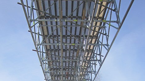 Väliaikainen kulkutie täytti tarvittavat kuormitusvaatimukset ja viranomaiset olivat erittäin tyytyväisiä toteutukseen.