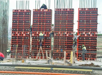 Кофриране на вертикални елементи - система LIWA