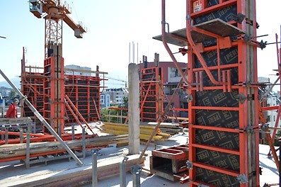 Изграждане на производствена база с представителен магазин MONNI