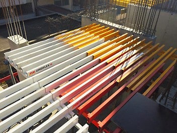 Кофриране около вертикални елементи - система GRIDFLEX