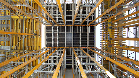 Mit Hilfe der SKYDECK Deckenschalung werden alle Geschossdecken systematisch und auch effizient geschalt.