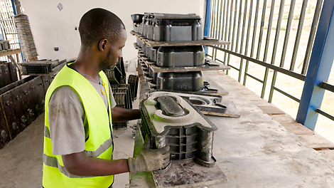  With the TwistBlock formwork elements, a construction method was developed for developing countries. 