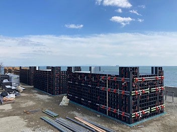 姫路港 飾磨港区 公共桟橋ブロック製作工事