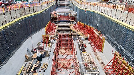 Niezawodne przenoszenie obciążeń przy betonowaniu ścian w deskowaniu jednostronnym do wysokości 8,75 m.