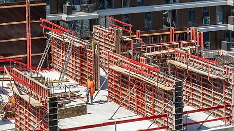 Stalno rastući troškovi rada na gradilištima zahtevaju sisteme oplata koji se lako i brzo montiraju.<br/>