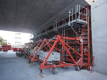 Coffrage du piédroit sous ouvrage Verdillon - 1