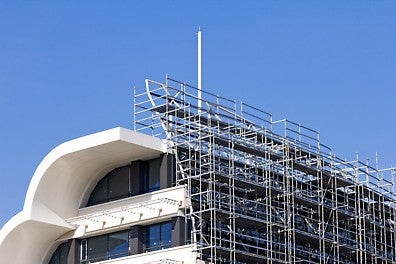 Различните дължини на елементите позволяват работа на труднодостъпни места