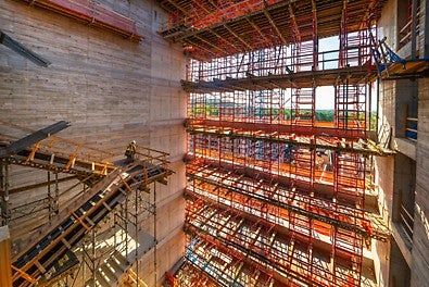 PD5 shoring system provided support for slab formwork due to its high load-bearing capacity of 10,000 lbs per leg. 