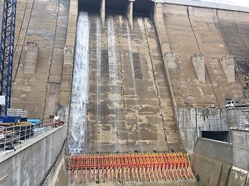 Реконструкция на яз. Студена, област Перник - Едностранен катерещ кофраж