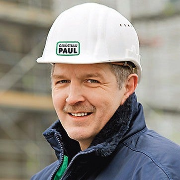 Statement von Karl-Heinz Metzger: PERI bot uns eine objektangepasste Lösung auf Basis ideal kombinierbarer Gerüst- und Schalungsbauteile nach dem Baukastenprinzip. Durch die vorwiegende Gerüstmontage und -demontage am Boden wurden das Gefährdungspotenzial und die Beeinträchtigung der Abbrucharbeiten minimiert.