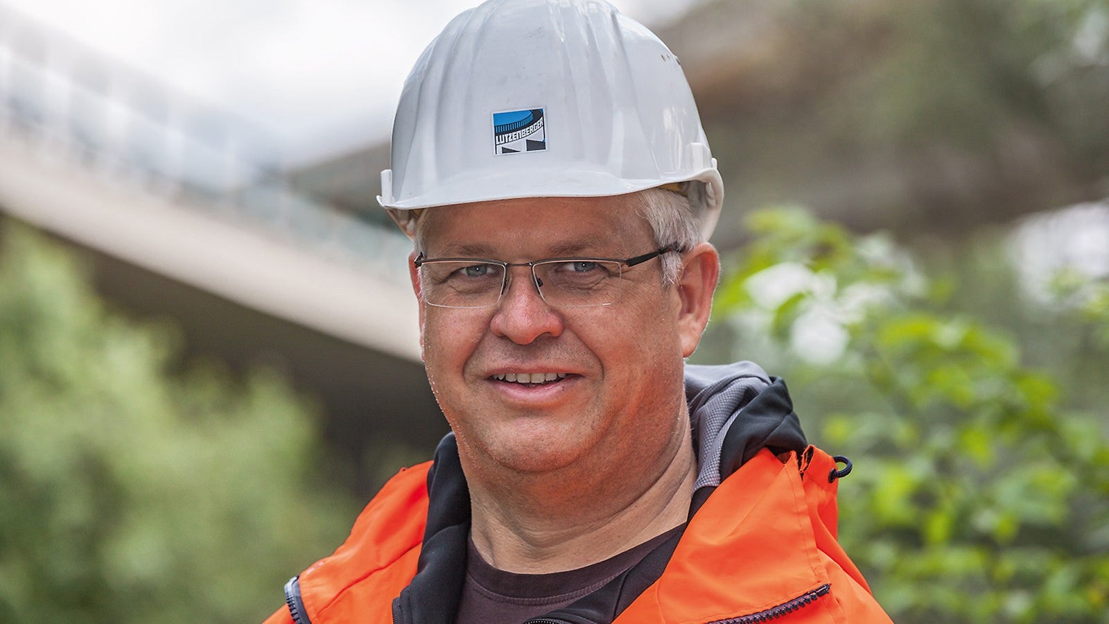 Mit dem VARIOKIT Montagewagen konnten wir ein optimales und sicheres Arbeiten auf der Baustelle gewährleisten.