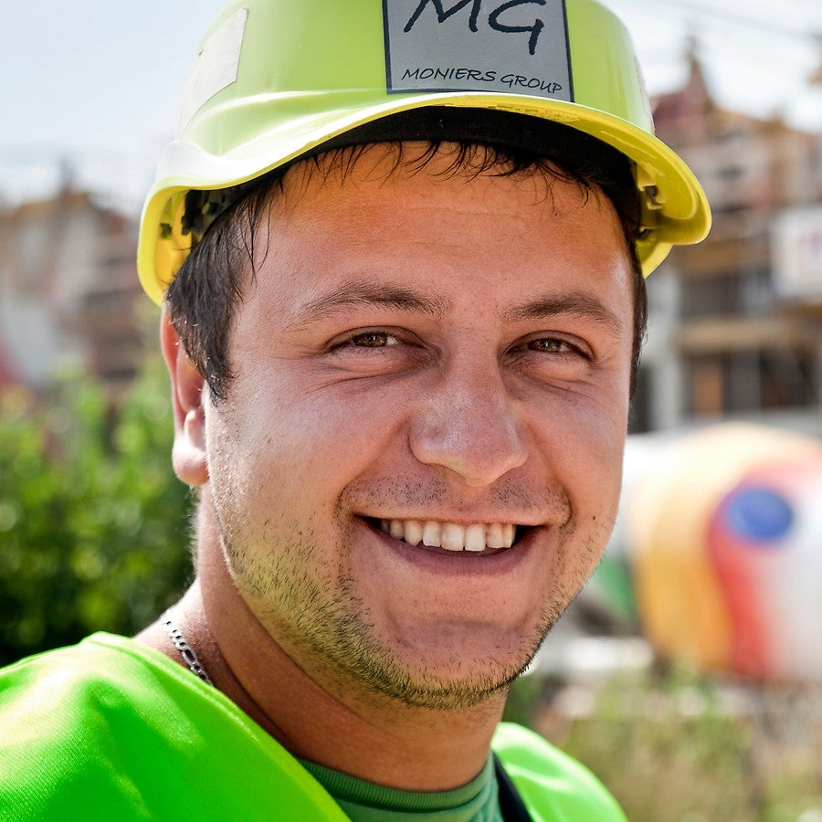 &quot;Technický návrh debnenia prispel k rýchlej výstavbe železobetónových konštrukcií. Oceňujeme hlavne flexibilný a profesionálny prístup k technickým návrhom debnenia ako aj ústretovosť vedenia spoločnosti PERI k našim nadštandardným požiadavkám.&quot;