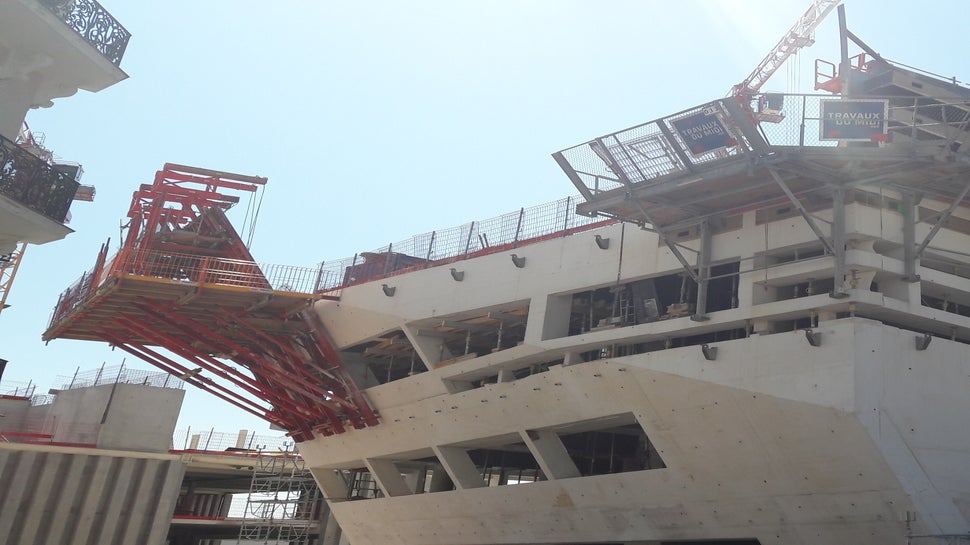 2ème, 3ème et 4ème levées : consoles grimpantes inclinées