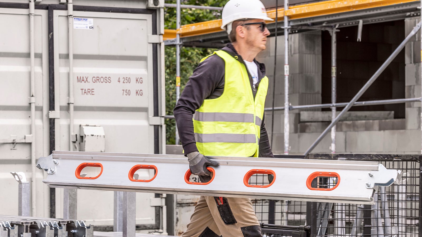 The fast and flexible slab formwork system.