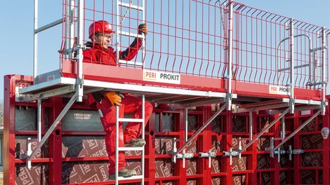 Szalunki TRIO dają możliwość dostosowania wariantów BHP do wymagań budowy i potrzeb użytkownika.<br/>