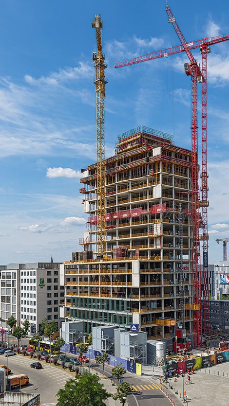 Necelých 100 m vysoká budova „Stream Tower“ je součástí rozsáhlého projektu nové výstavby centrály firmy Zalando v Berlíně-Friedrichshainu.