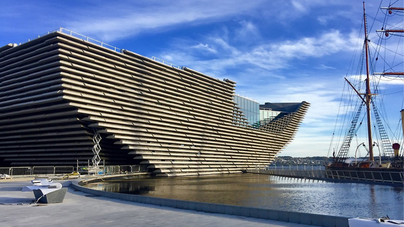 Esempio di faccia a vista del Victoria and Albert Museum di Dundee
