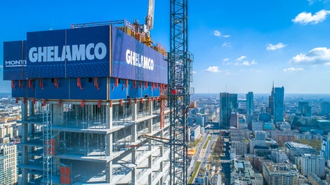 Panorama Warszawy, na pierwszym planie Warsaw Unit