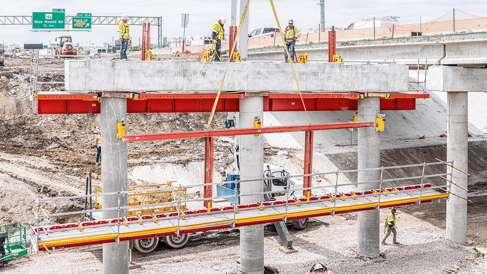 Die innovative Split-Soffit Ausschalmethodik beschleunigt die Taktzeit enorm, wodurch weniger Schalungssätze benötigt werden. (Foto: Greg Folkin Photography)