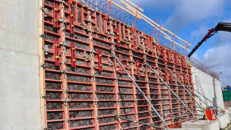 TRIO väggform används till stödmurar 