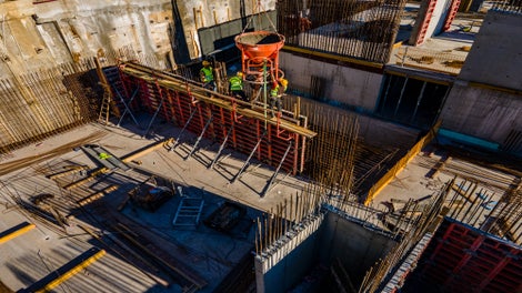 Стандартни платна с размери до 3.30 m x 2.40 m – осигуряващи по-добра използваемост на площта на кофриране 